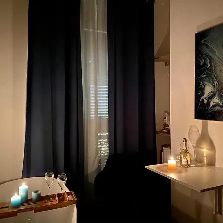 Casa D'angio -manfredi Homes&villas 住宿加早餐酒店 曼弗雷多尼亚