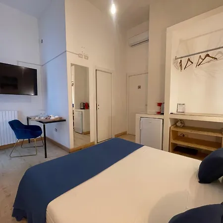 Casa D'angio -manfredi Homes&villas 住宿加早餐酒店 曼弗雷多尼亚