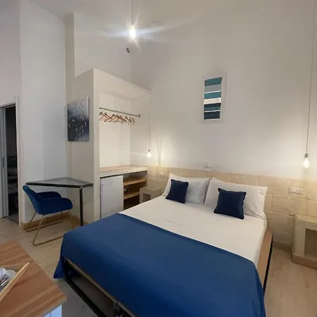 住宿加早餐酒店 Casa D'angio -manfredi Homes&villas 曼弗雷多尼亚