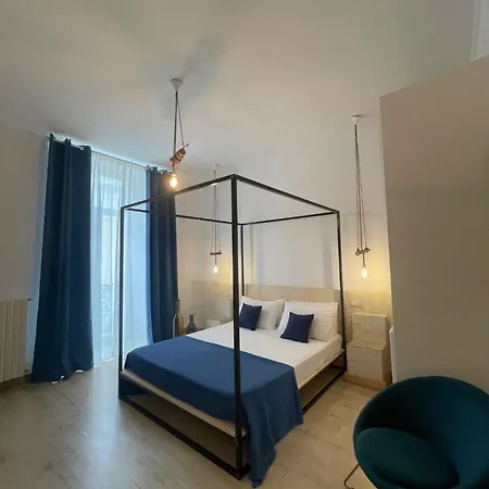 Casa D'angio -manfredi Homes&villas 住宿加早餐酒店 曼弗雷多尼亚