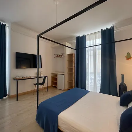 D'angio Rooms-manfredi Homes&villas 2* Manfredonia