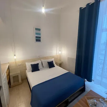 D'angio Rooms-manfredi Homes&villas Bed & Breakfast 2*