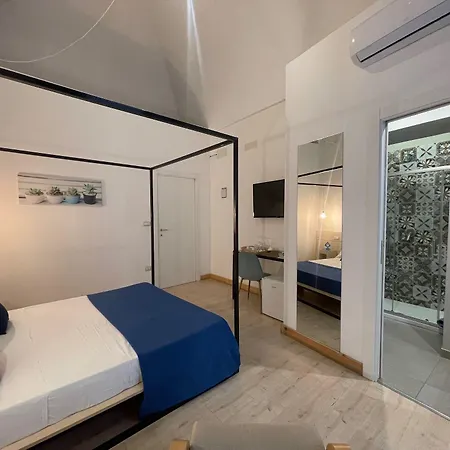 Casa Manfredi D'angio ベッド・アンド・ブレックファスト 4*