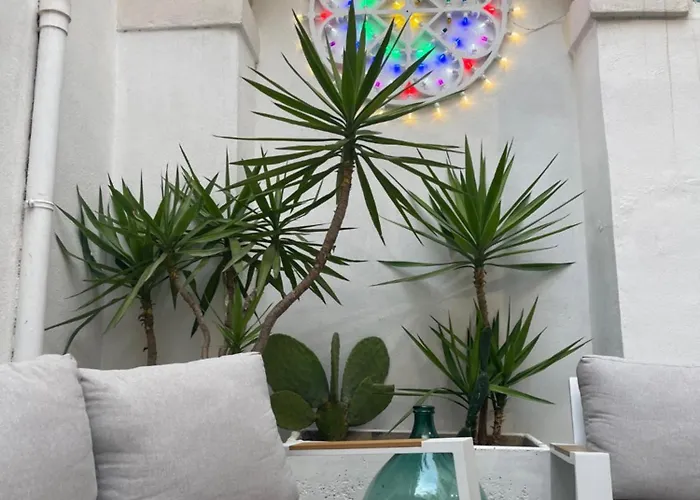 Casa Manfredi D'Angio Bed & Breakfast